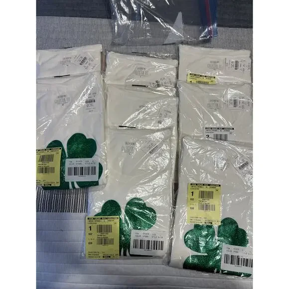 NWT J. Crew White W/Green Glitter Clover Graphic Tee - Picture 10 of 10